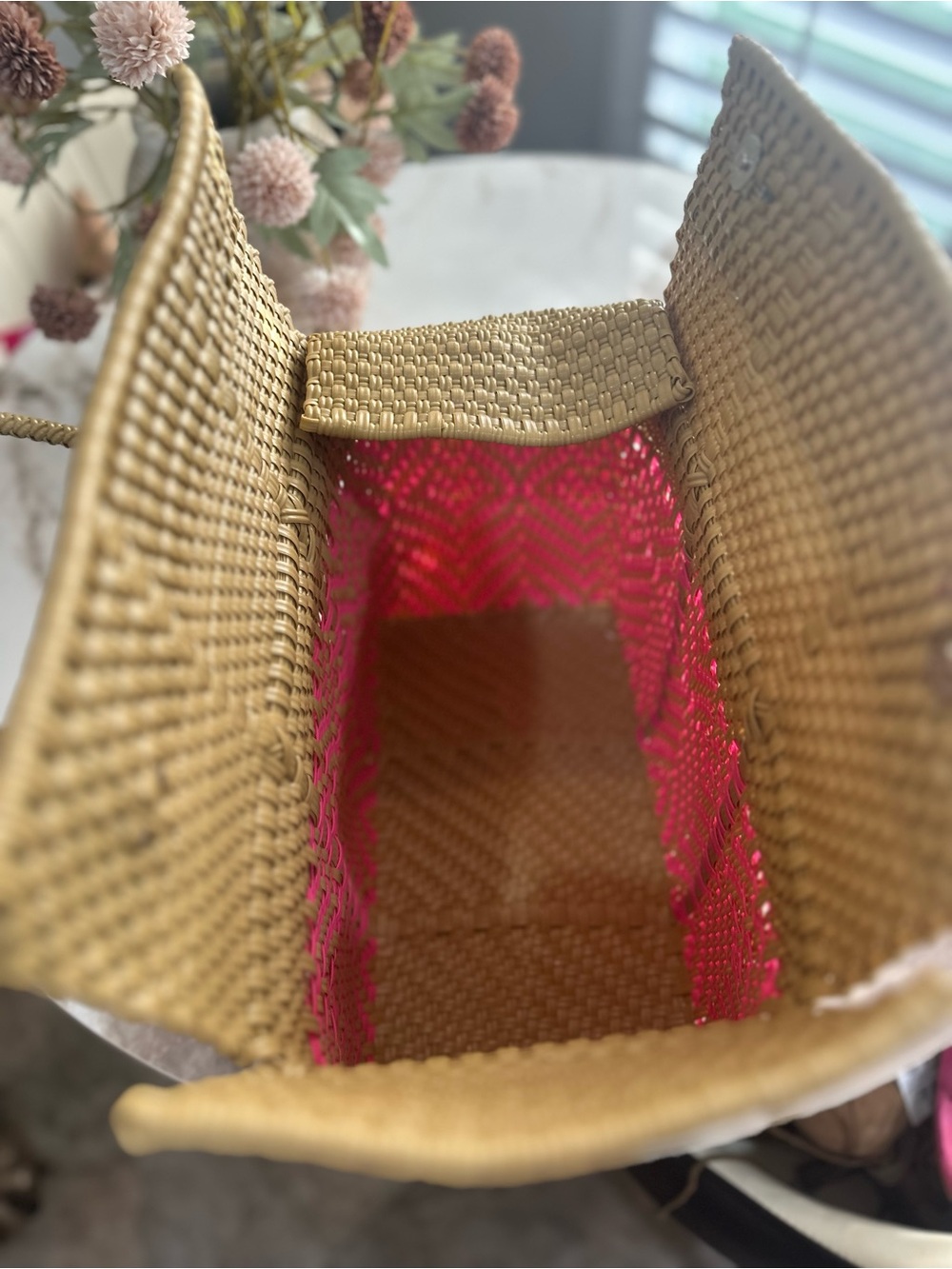 Maria Victoria Olive and Pink Tote Bag - Handheld Straw Shoulder Bag - Picture 5 of 6